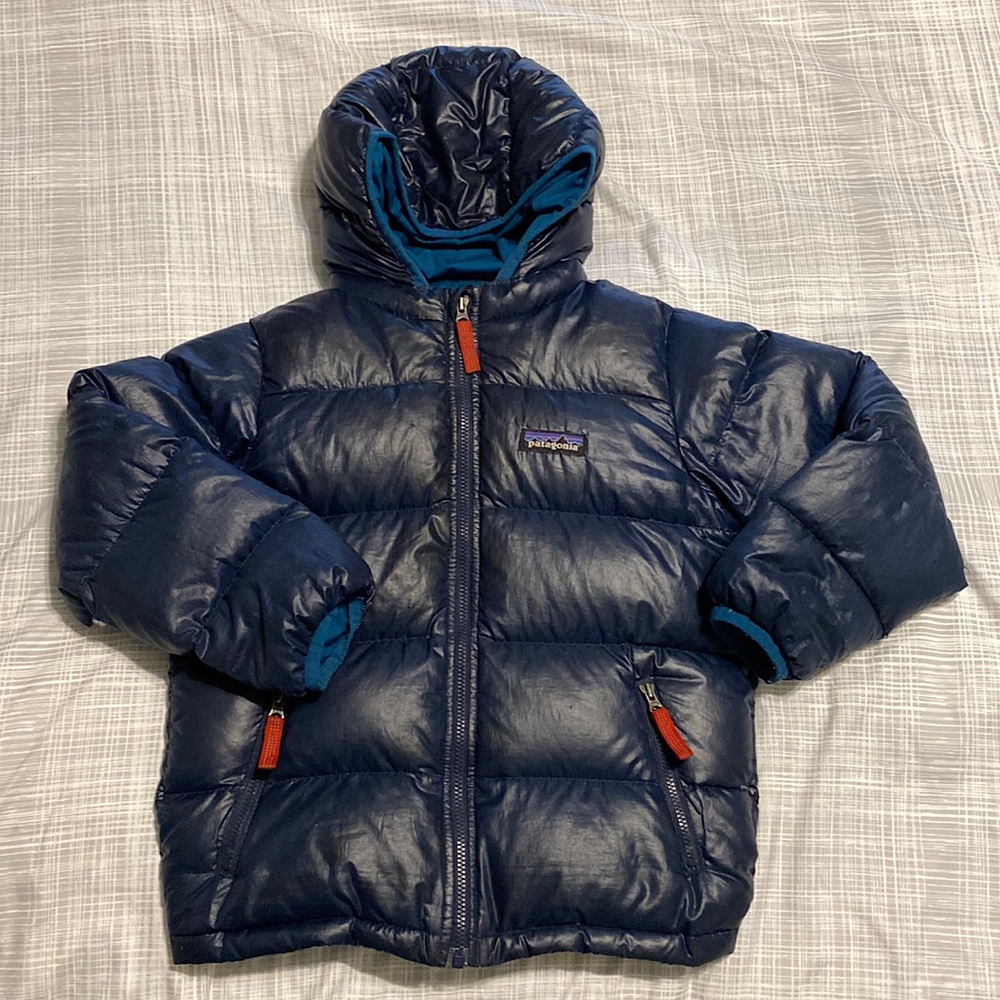 5T Navy Patagonia Baby Hi-Loft Down Sweater Hoody